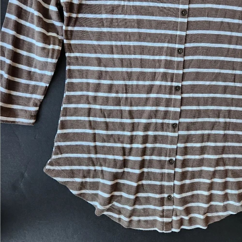 Kate Park Striped Shirt - Picture 10 of 13
